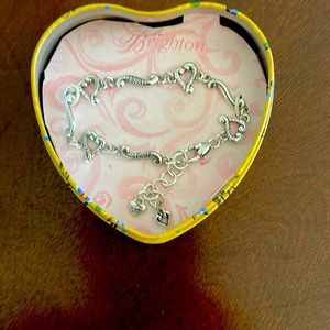 Tuscan heart anklet new in box